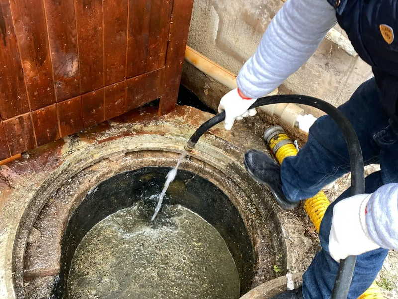 疏通马桶金水区专业修马桶修水管修水龙头安装面盆